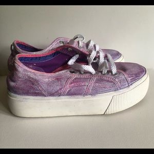 Big Kids’ Steve Madden EMMI” PLATFORM SNEAKERS
